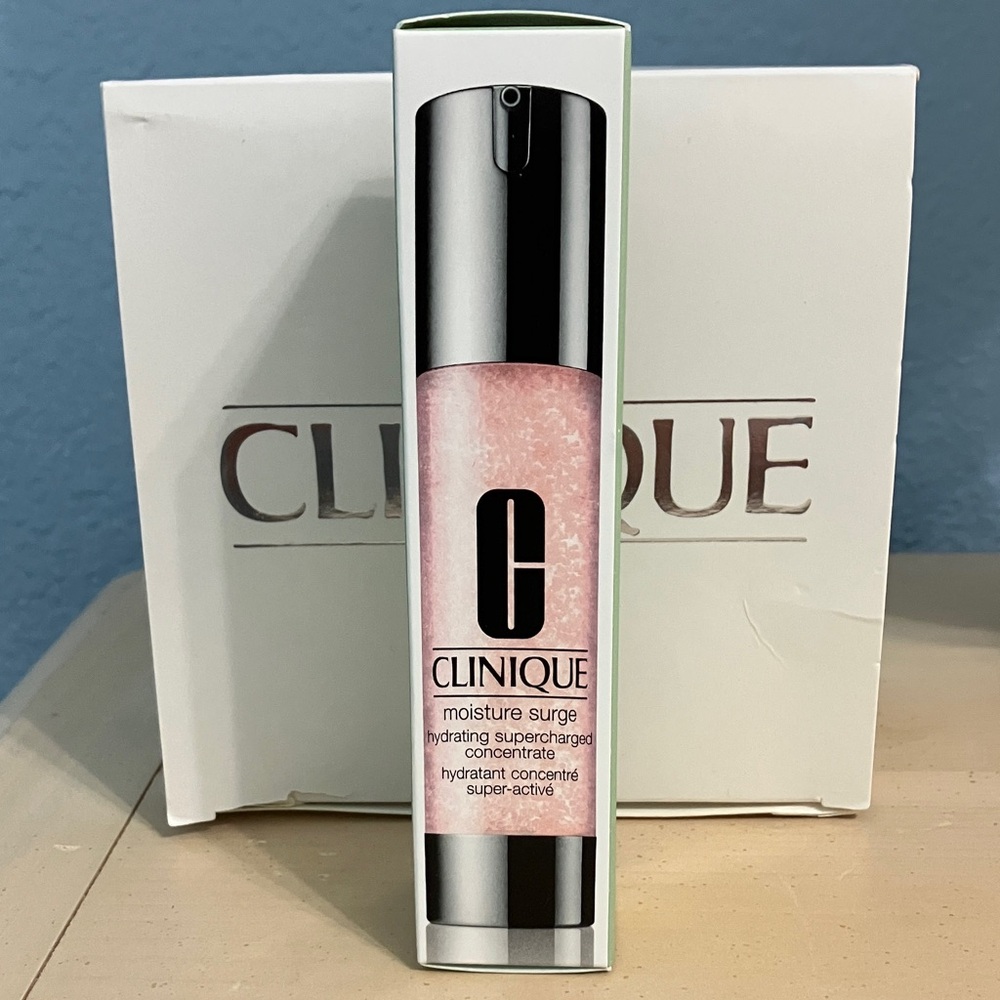 Clinique Moisture Surge Hydrating Supercharged Concentrate-NEW